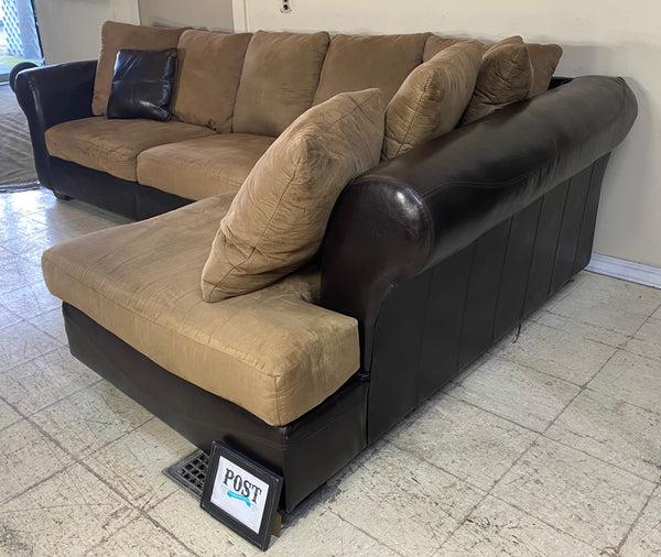 Brown 2pc Sectional Couch