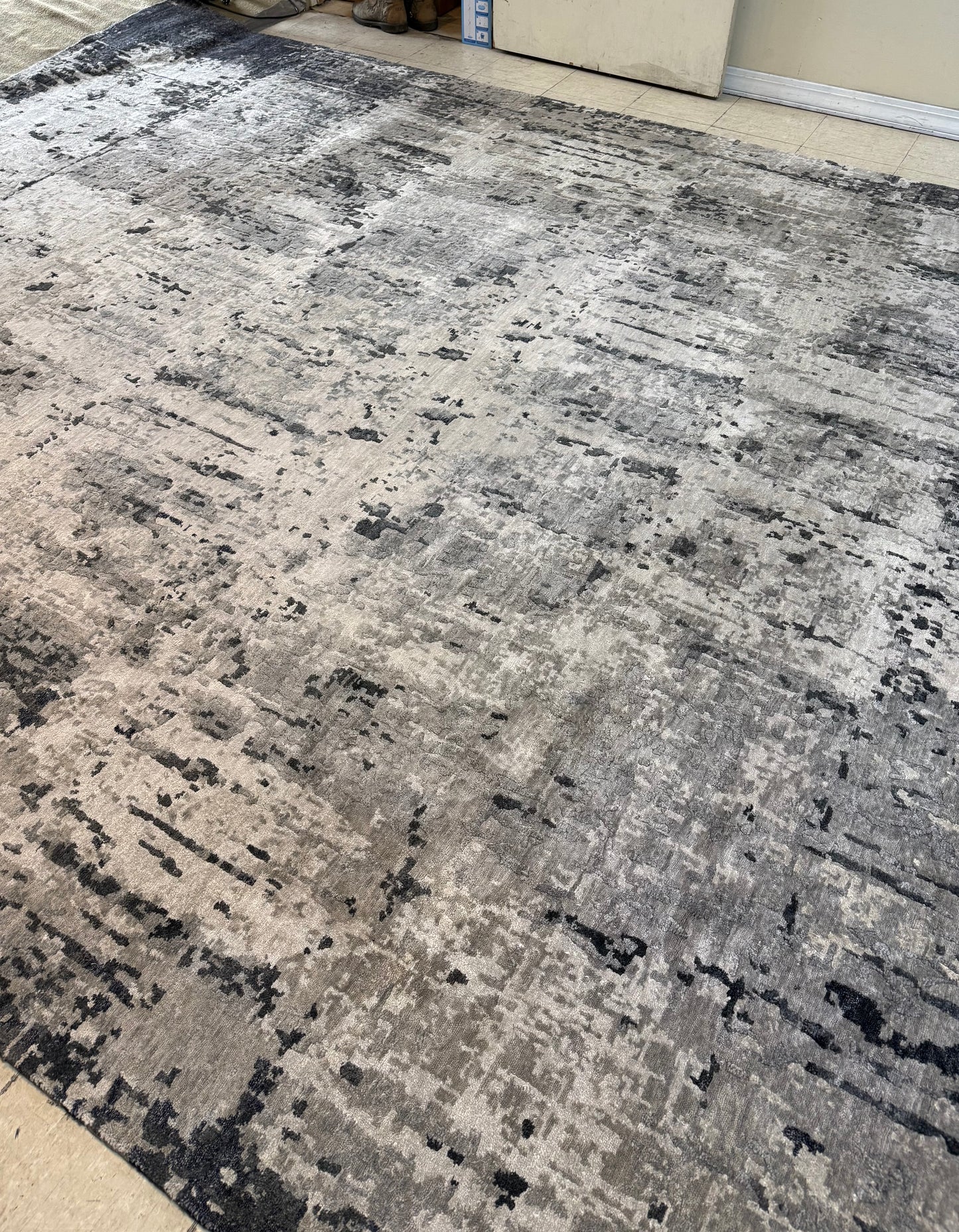 Restoration Hardware 10x14 Area Rug