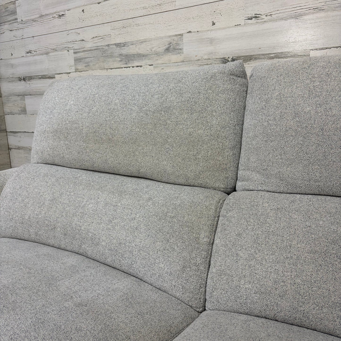 Svana Power Reclining Sofa Couch