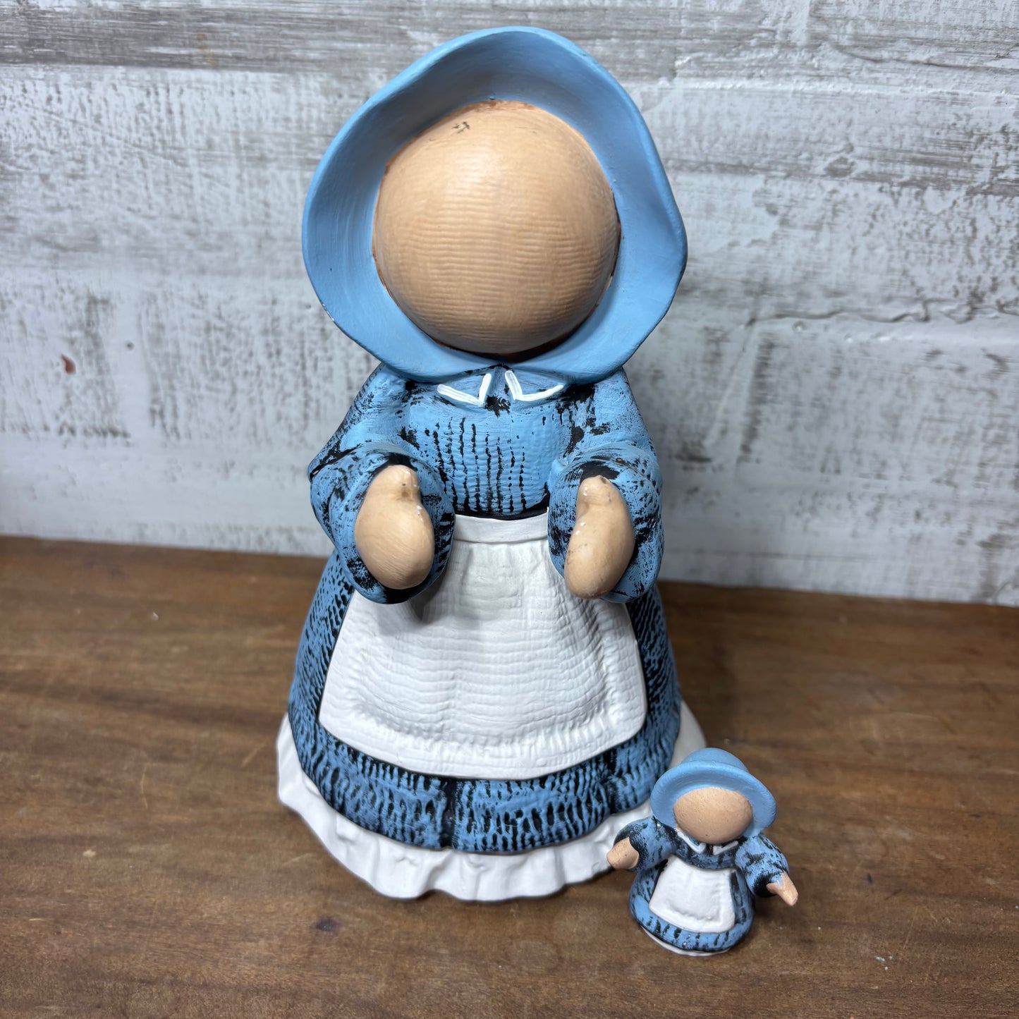 Vintage Amish Woman & Child Figurine