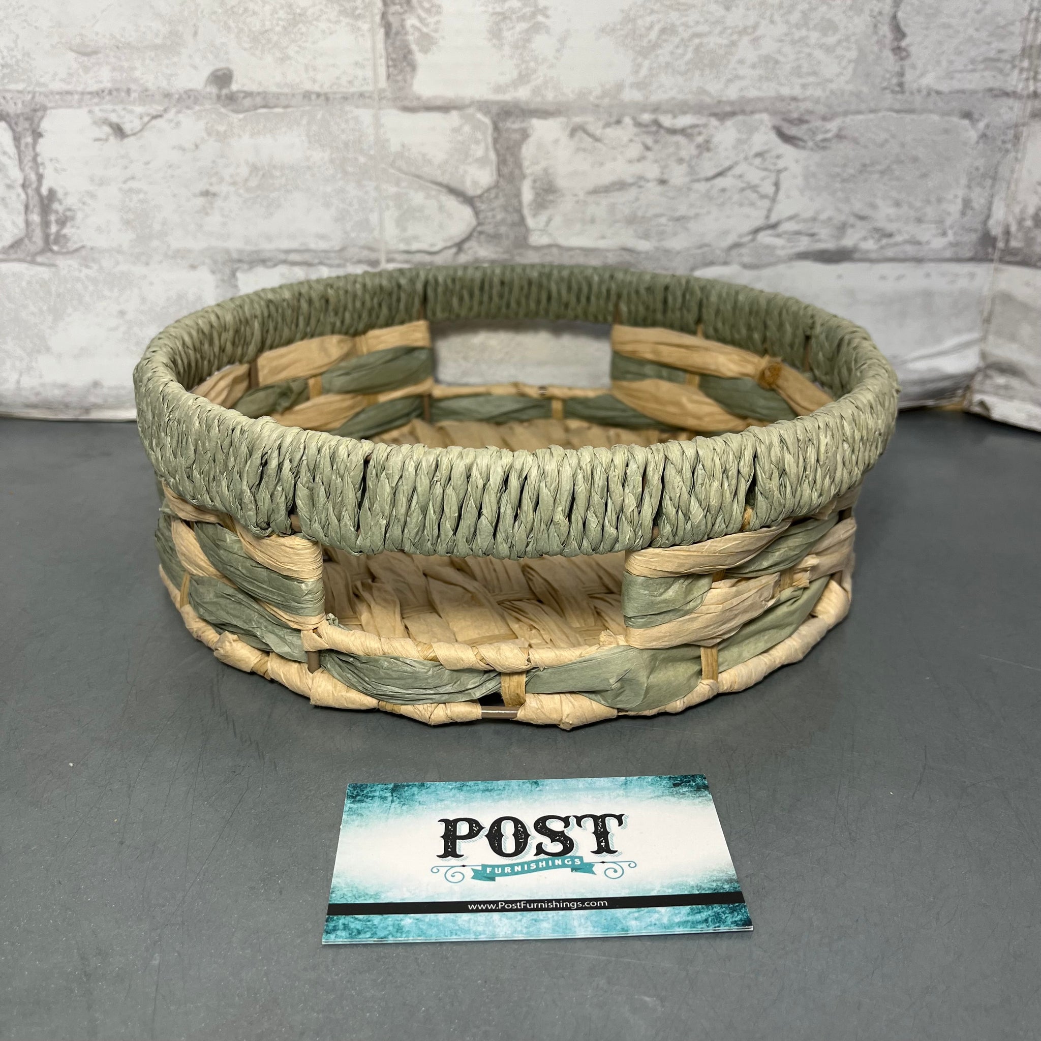 Round Woven Basket Tray On Metal Frame