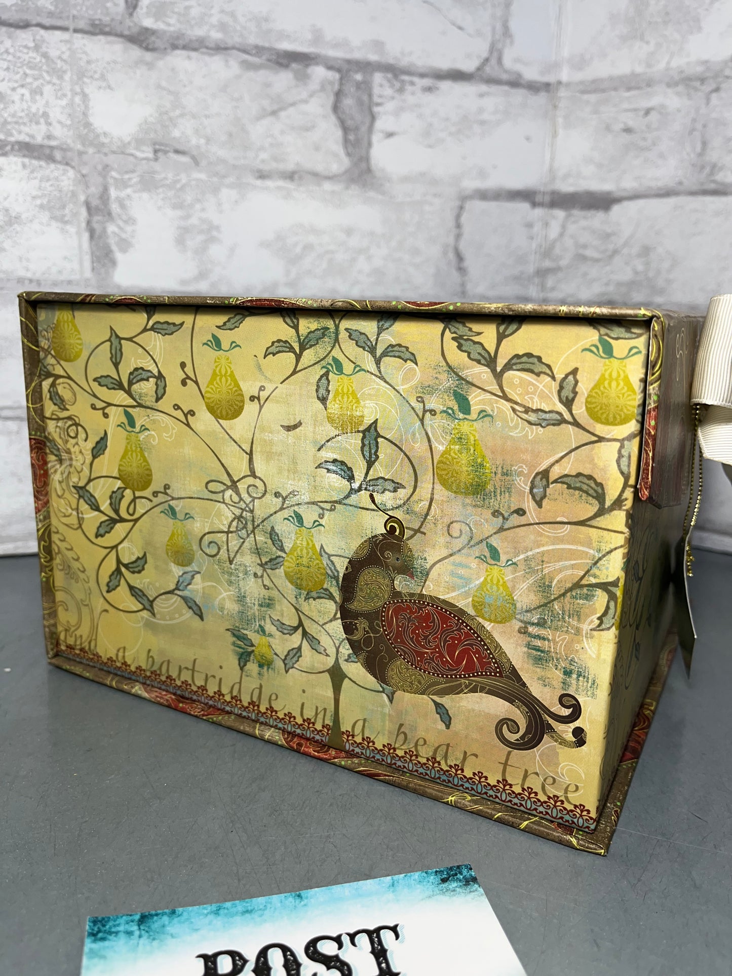 Shabby Chic Paisley Keepsake Box W/ Ribbon