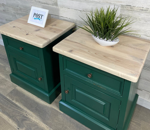 Dark Green Dresser & Nightstand Set