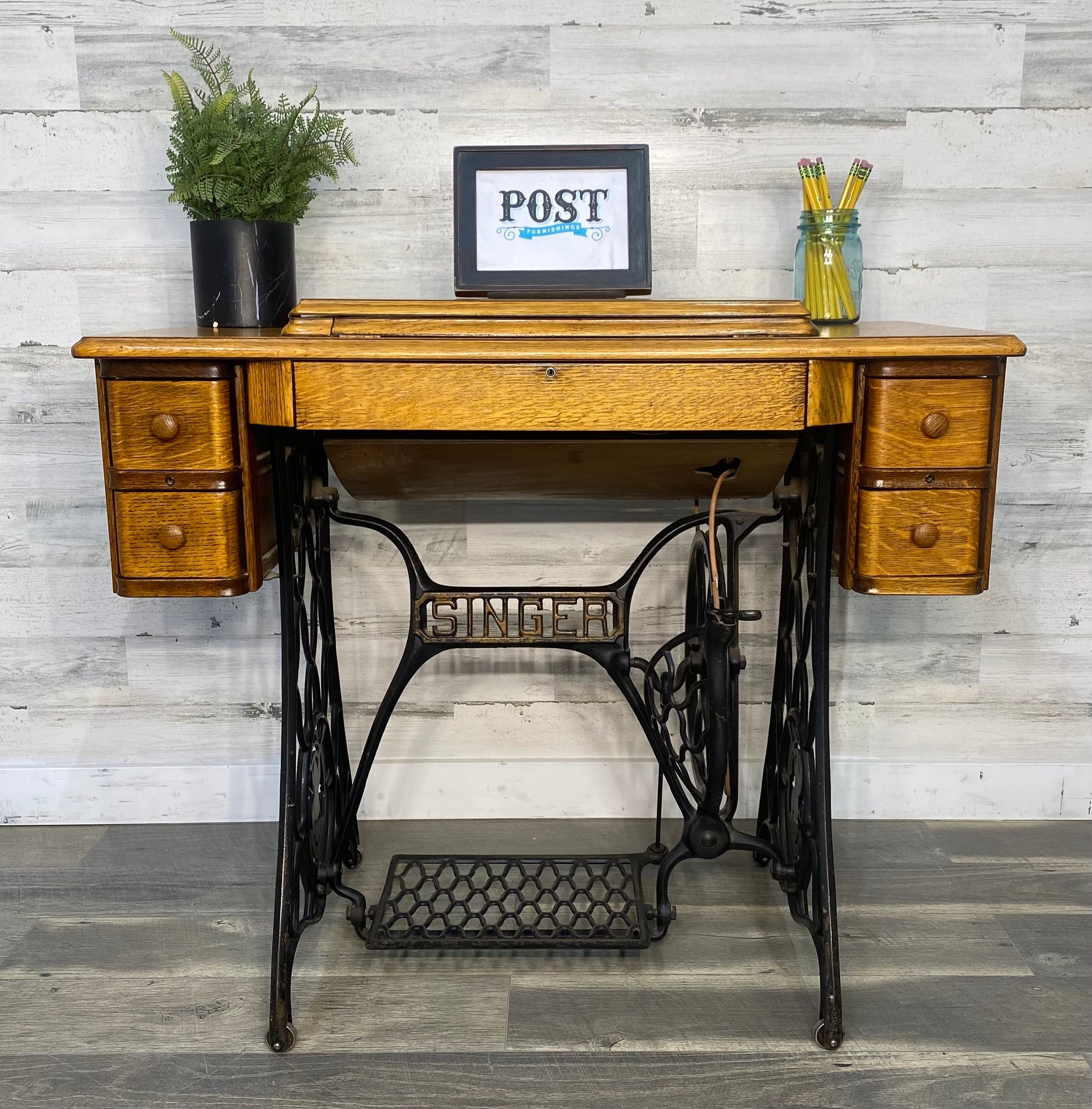 Antique Singer Sewing Machine & Desk