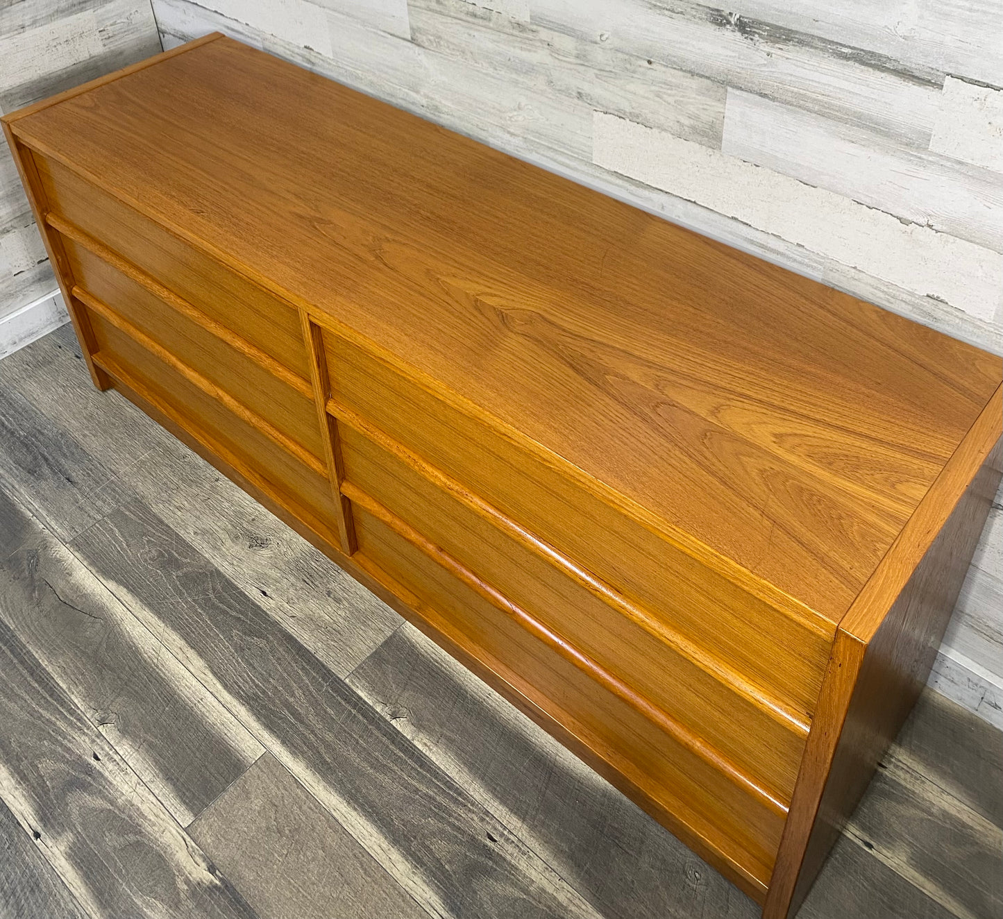 Danish Teak 2pc Dresser Set Jasper