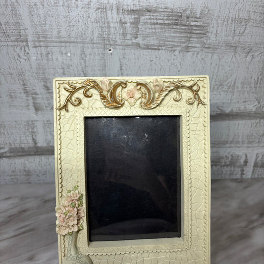 Vintage Special Moments Floral Picture Frame