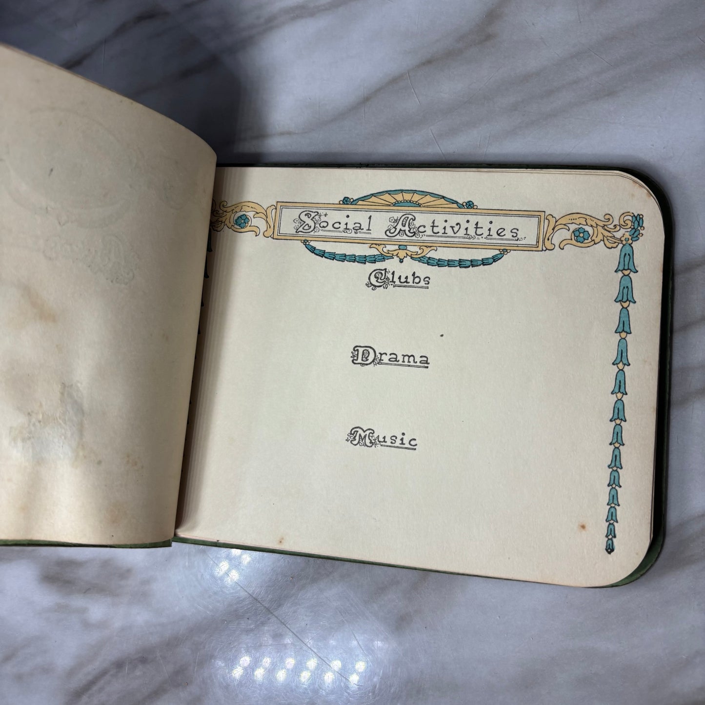 Vintage Class Autographs Book Unused