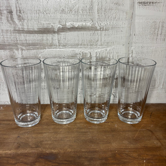 Set of 4 Clear Ribbed Drinking Glasses