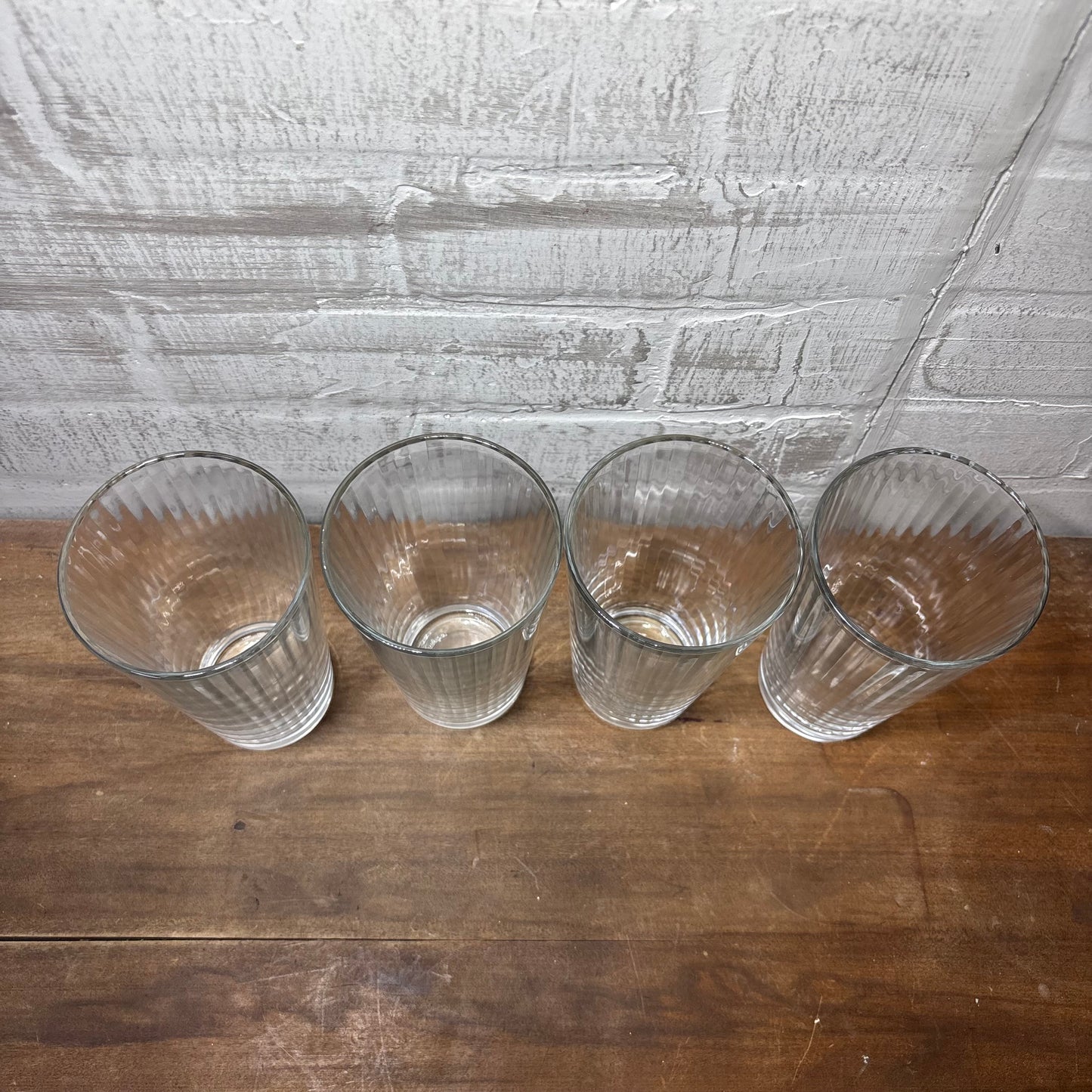 Set of 4 Clear Ribbed Drinking Glasses