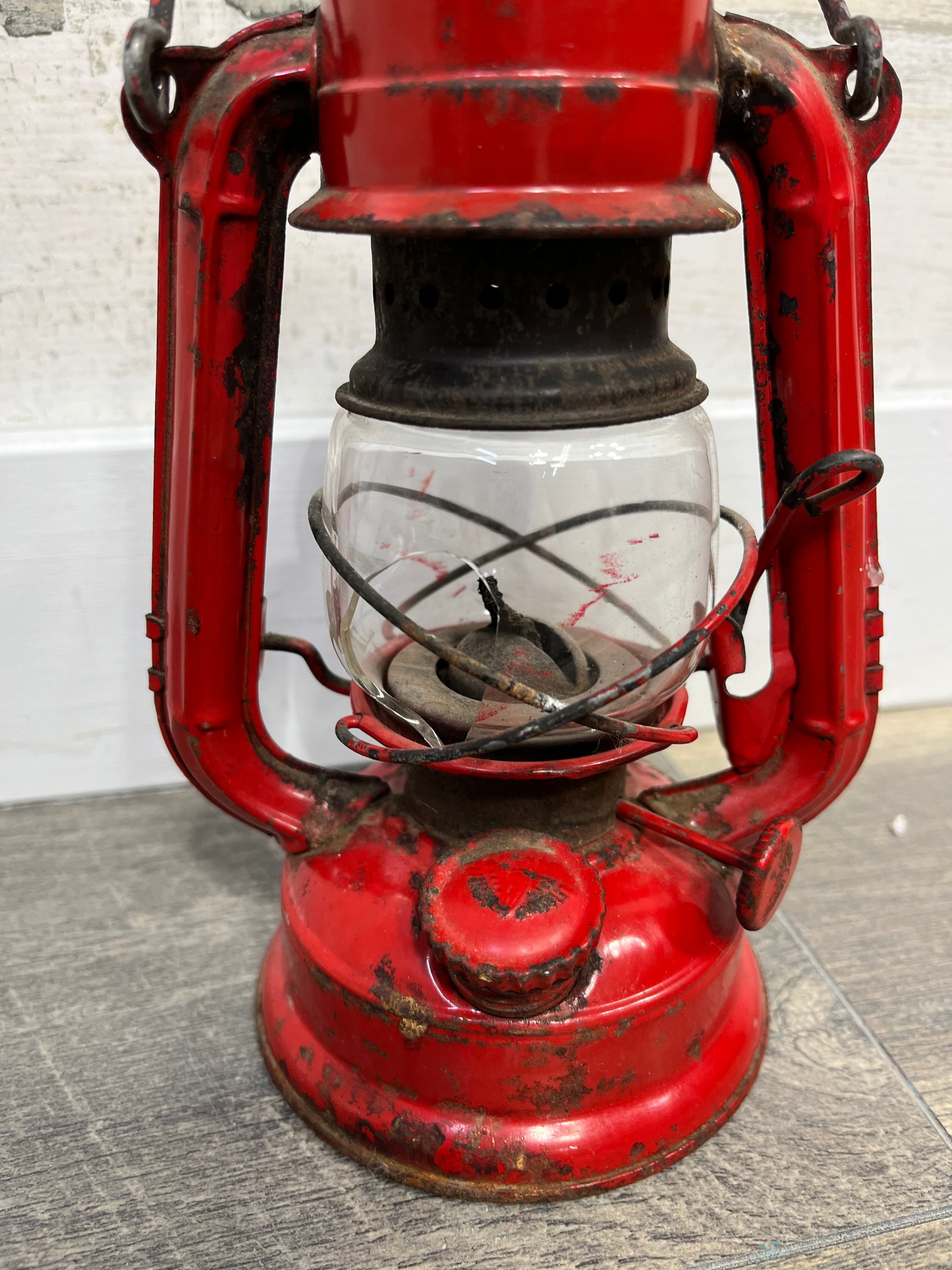 Vintage Winged Wheel No. 350 Red Kerosene Oil Lantern Railroad Light L –  Post Furnishings