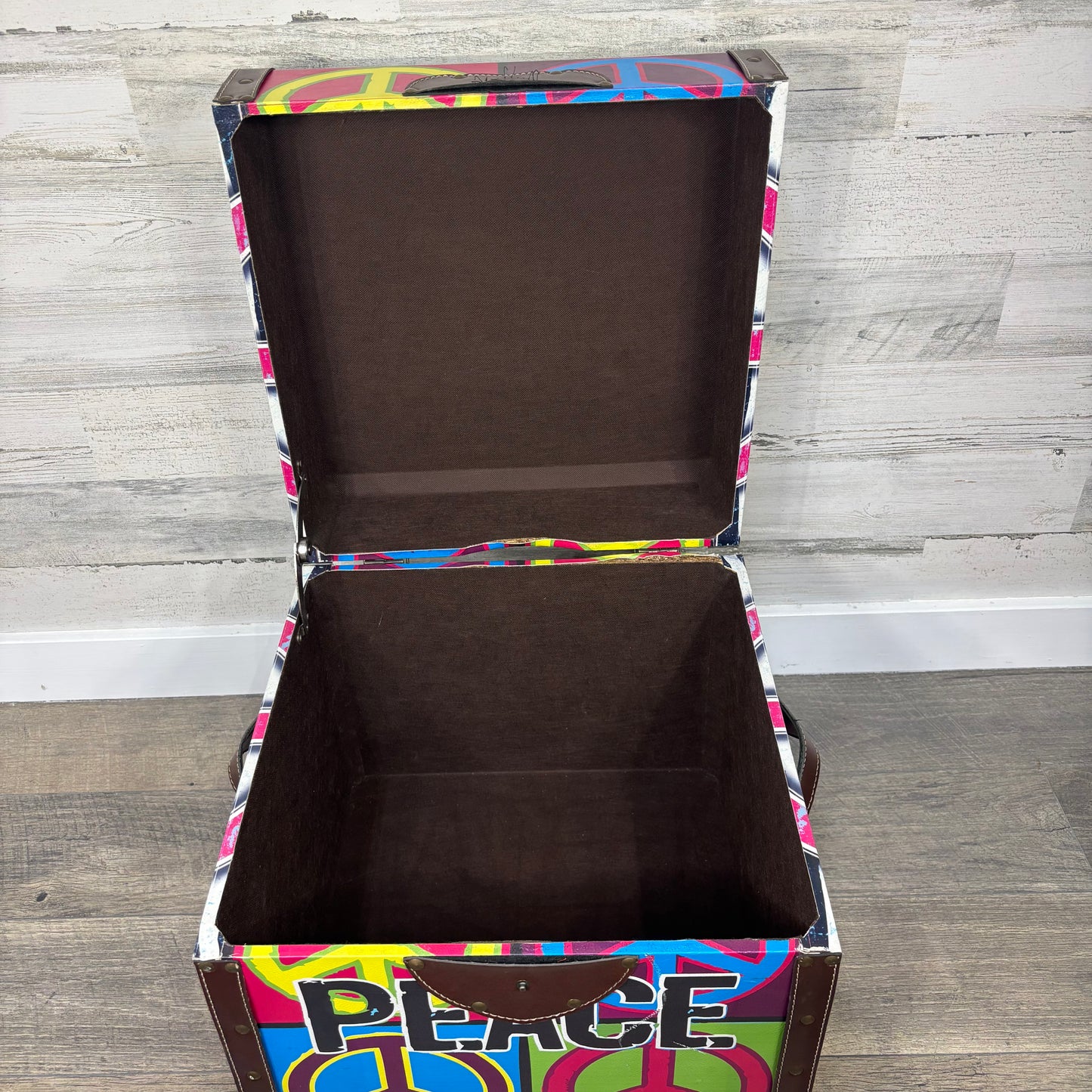 Peace Sign Keepsake Chest *No Latch*