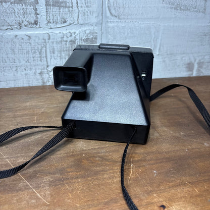 Vintage Polaroid OneStep Land Camera with Q-Light Flash Untested