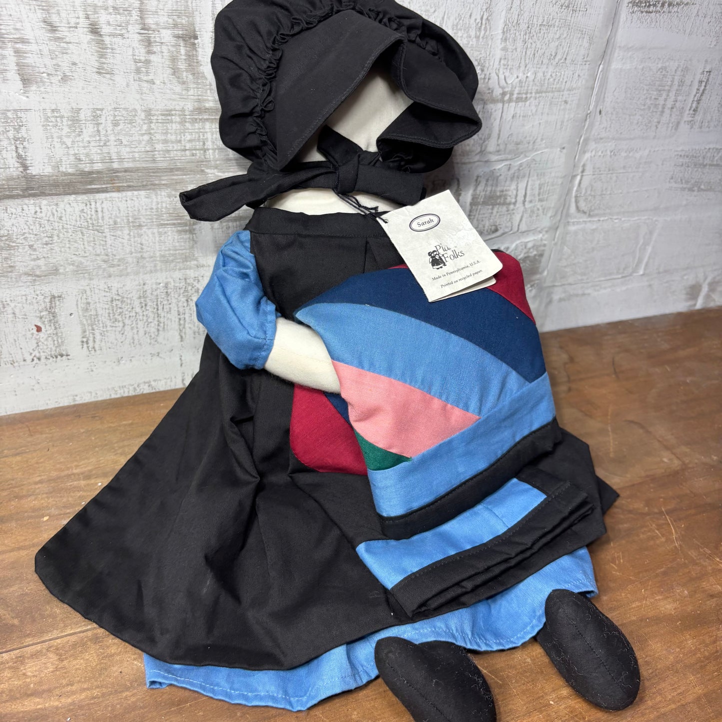 Vintage Cloth Faceless Folk/ Amish Doll