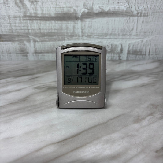 Vintage Radio Shack Digital Travel Clock/Calendar Thermometer