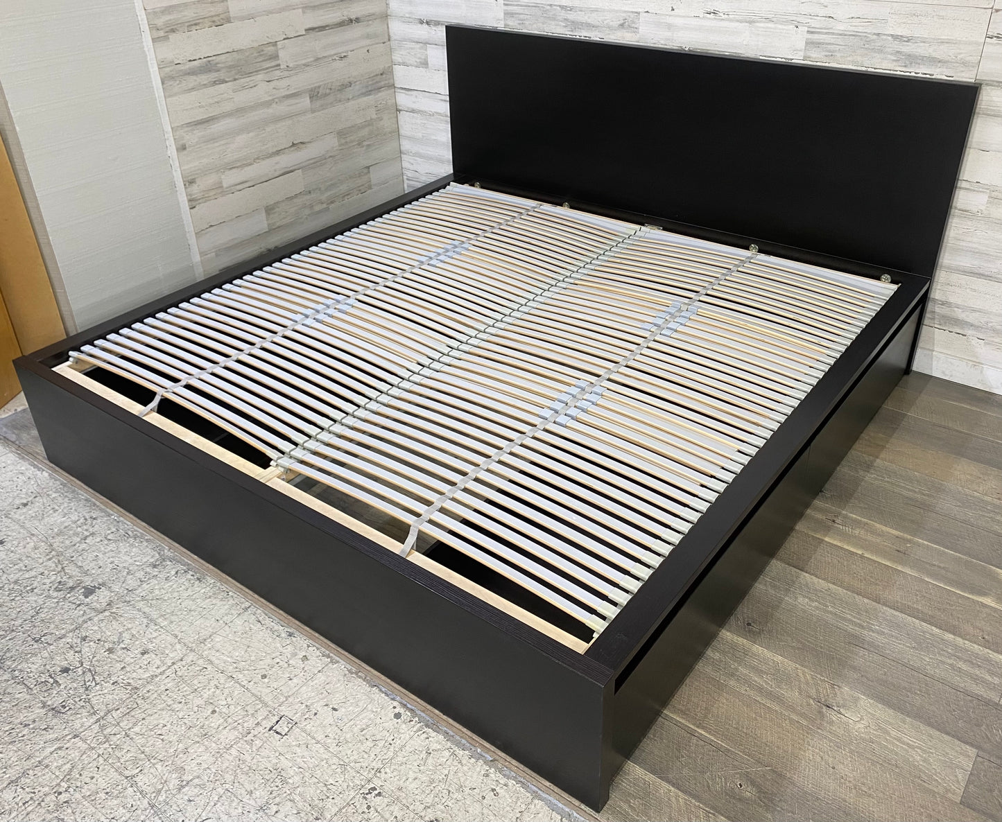 Black King sz IKEA Bed Frame