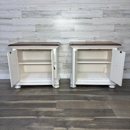 Set Of 2 White Farmhouse Nightstands