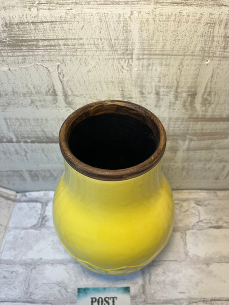 Honeycomb Yellow Clay Vase