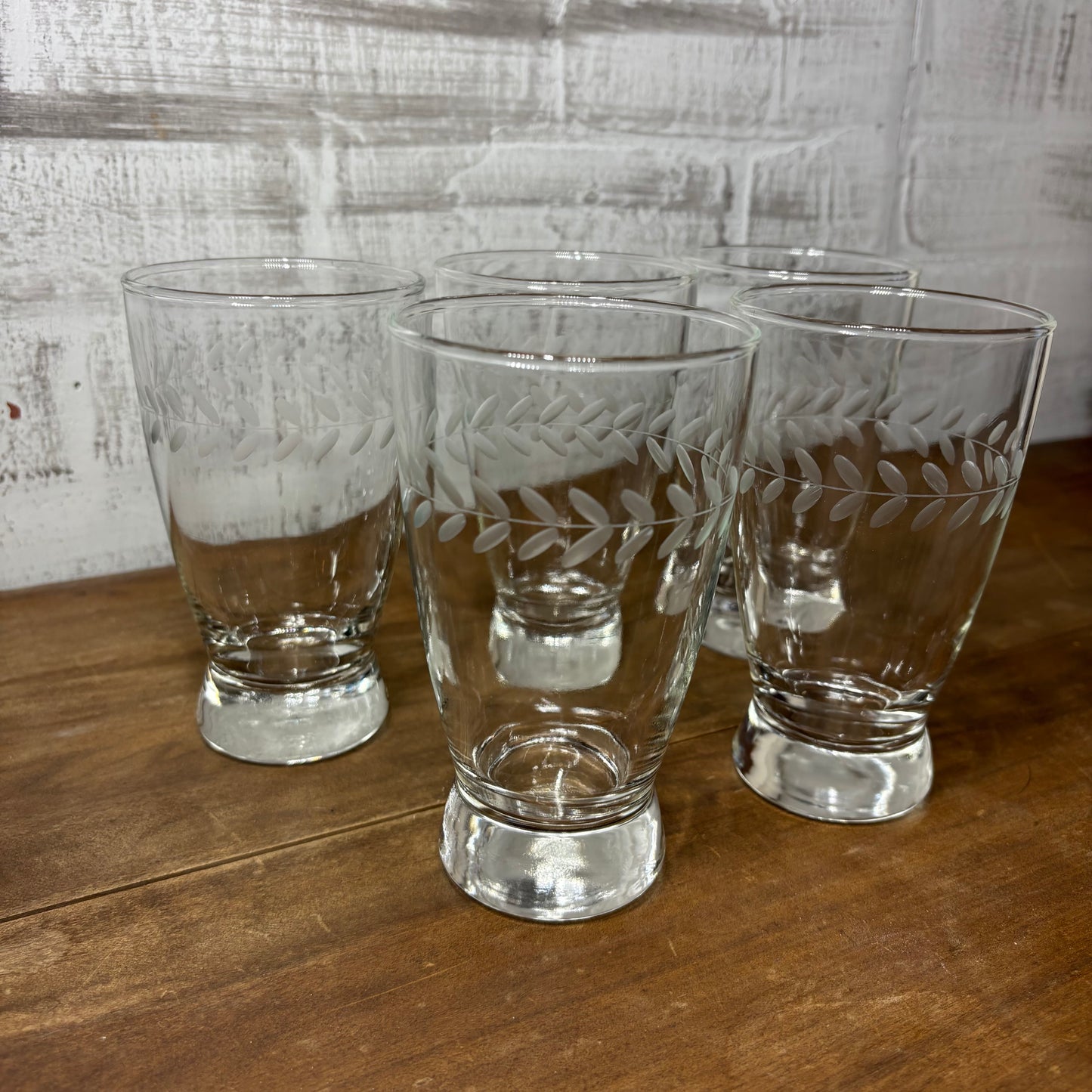 Mid Century Anchor Hocking Laurel Pattern Set Of 5 Glasses