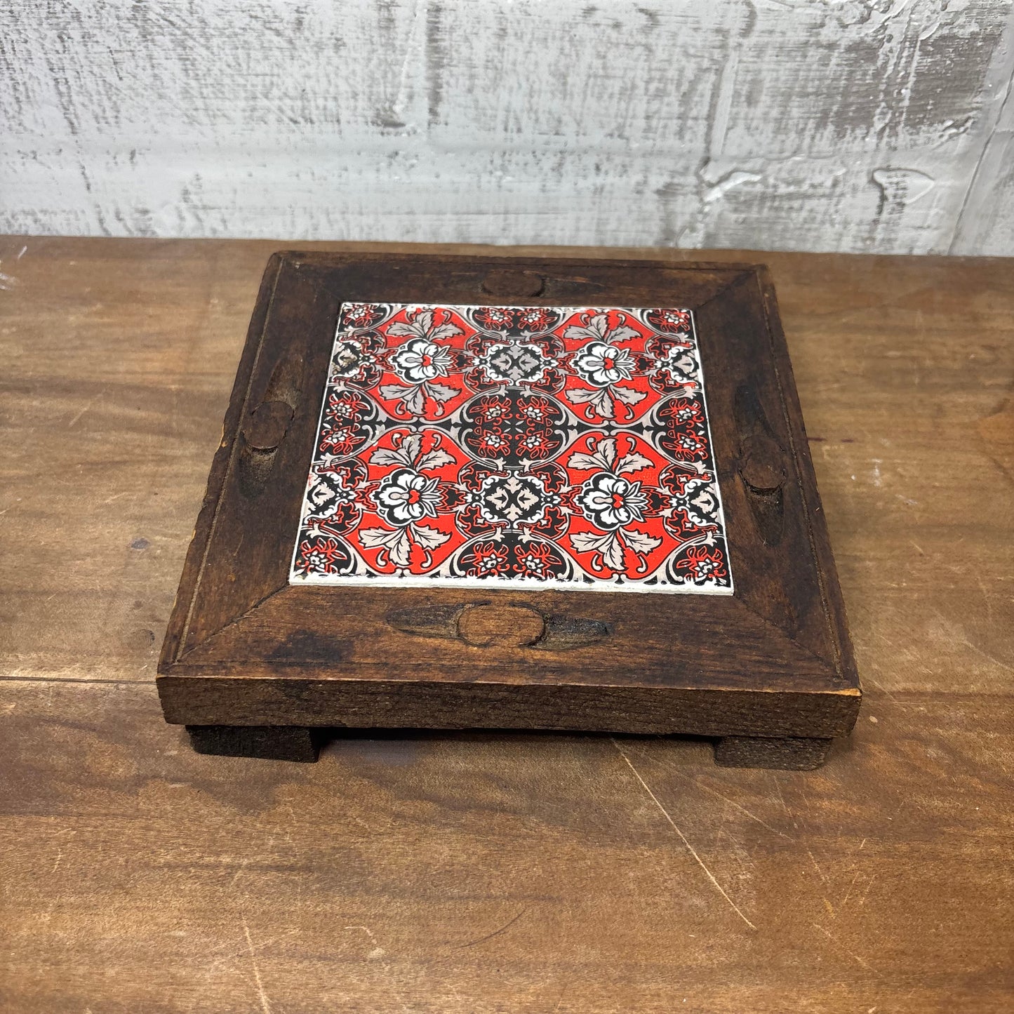 Vintage Square Red Tile Wooden Trivet