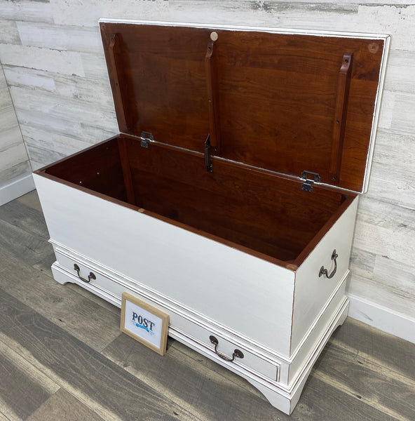 White Shabby Chic Storage Chest