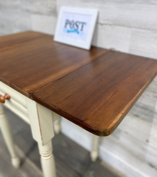 Drop Leaf Antique End Table