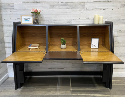 Queen Sz Storage Headboard