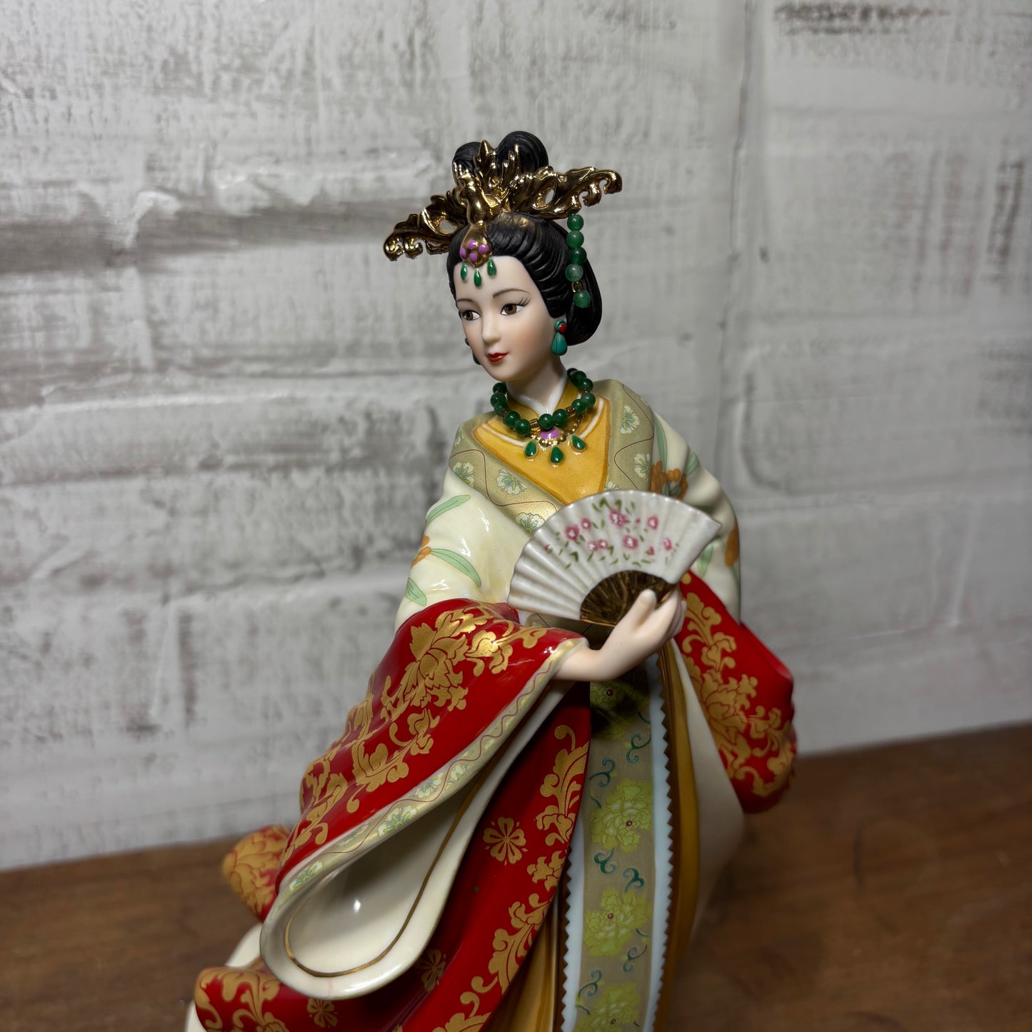 Danbury Mint Lena Liu Jade Empress Porcelain Figurine
