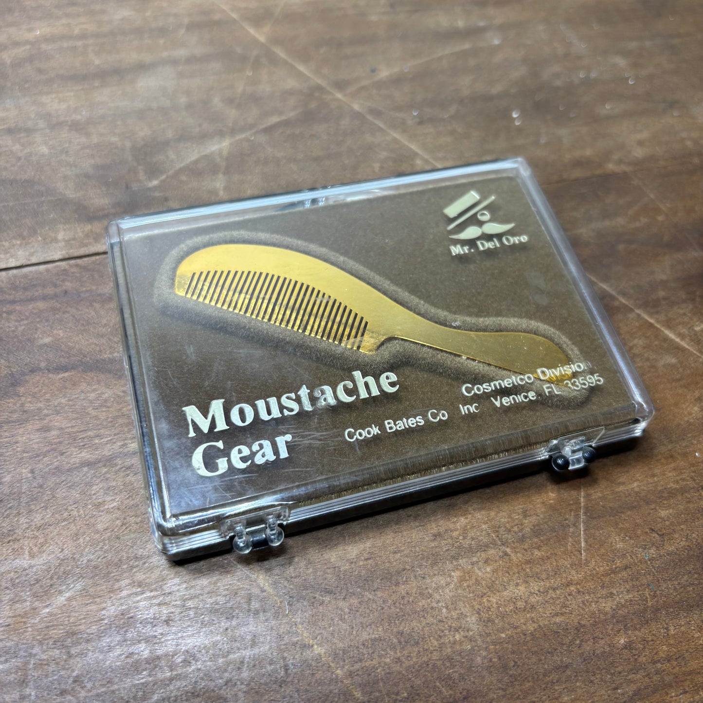 Vintage Mr. Del Oro Moustache Gear Gold Tone Comb And Case