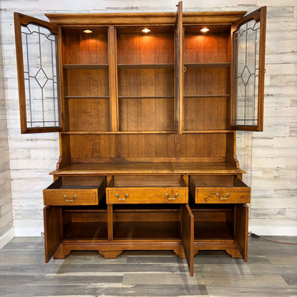 Ethan Allen Hutch Old World TreasuresStep