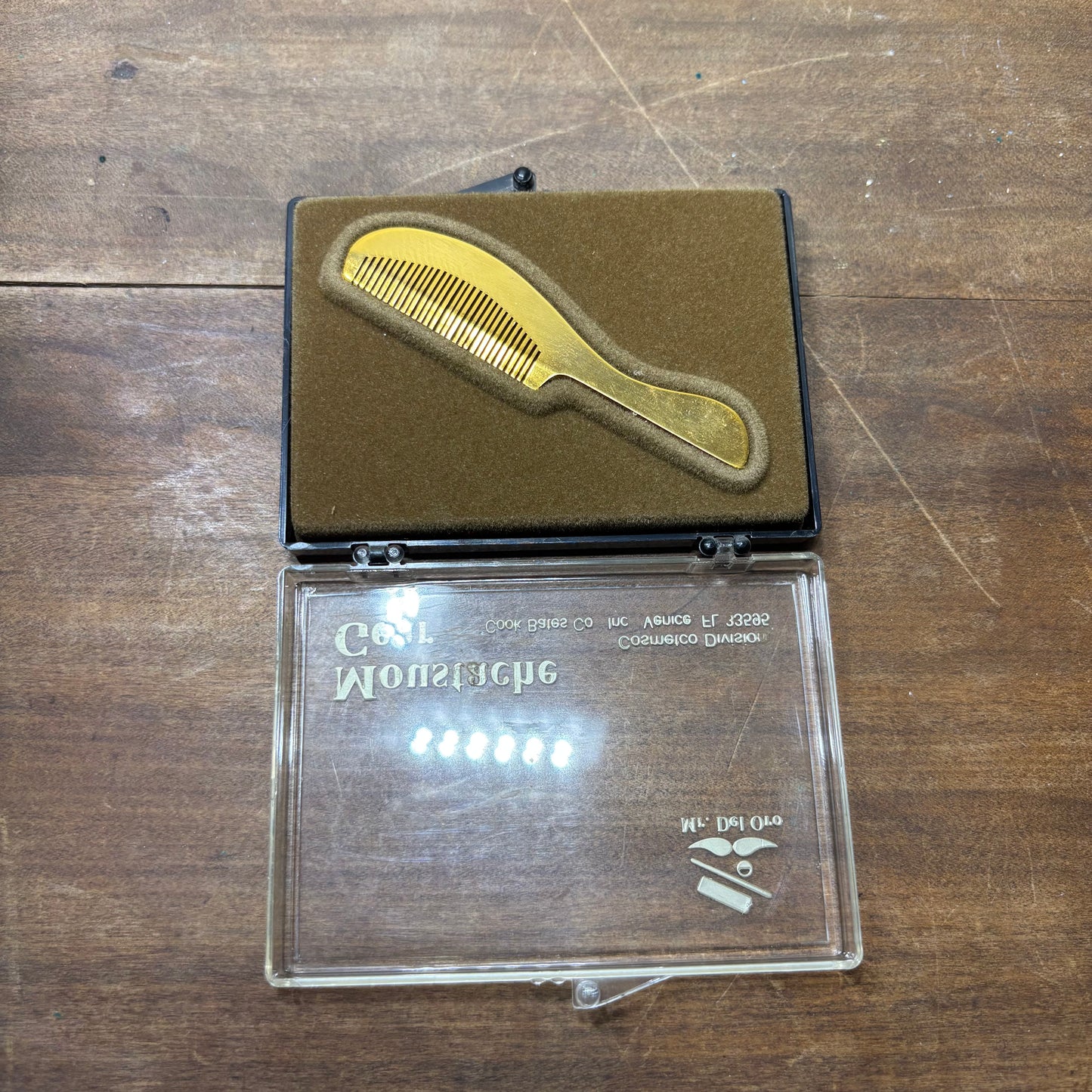 Vintage Mr. Del Oro Moustache Gear Gold Tone Comb And Case