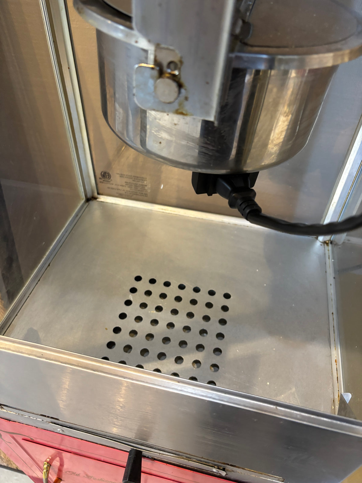 Old Fashioned Movie Time Popcorn Cart and Machine