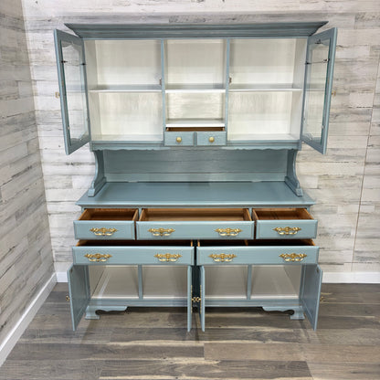 2pc Flint Ridge China Hutch