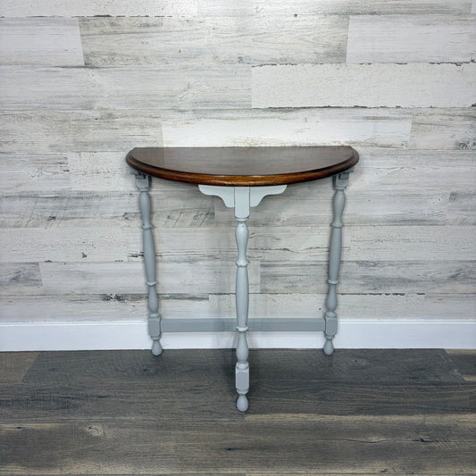 Small Entryway Table / Plant Stand