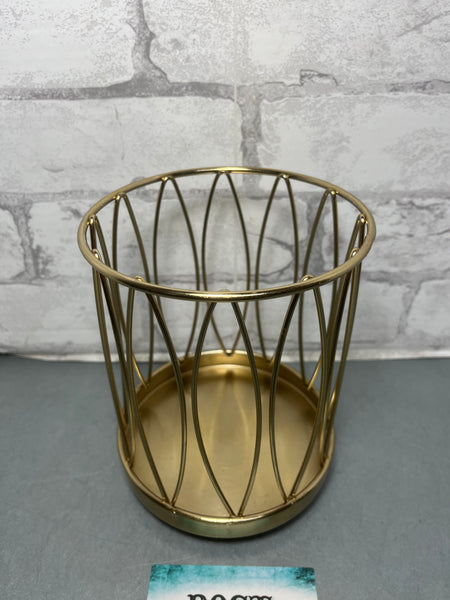 Gold Wire Utensil Holder