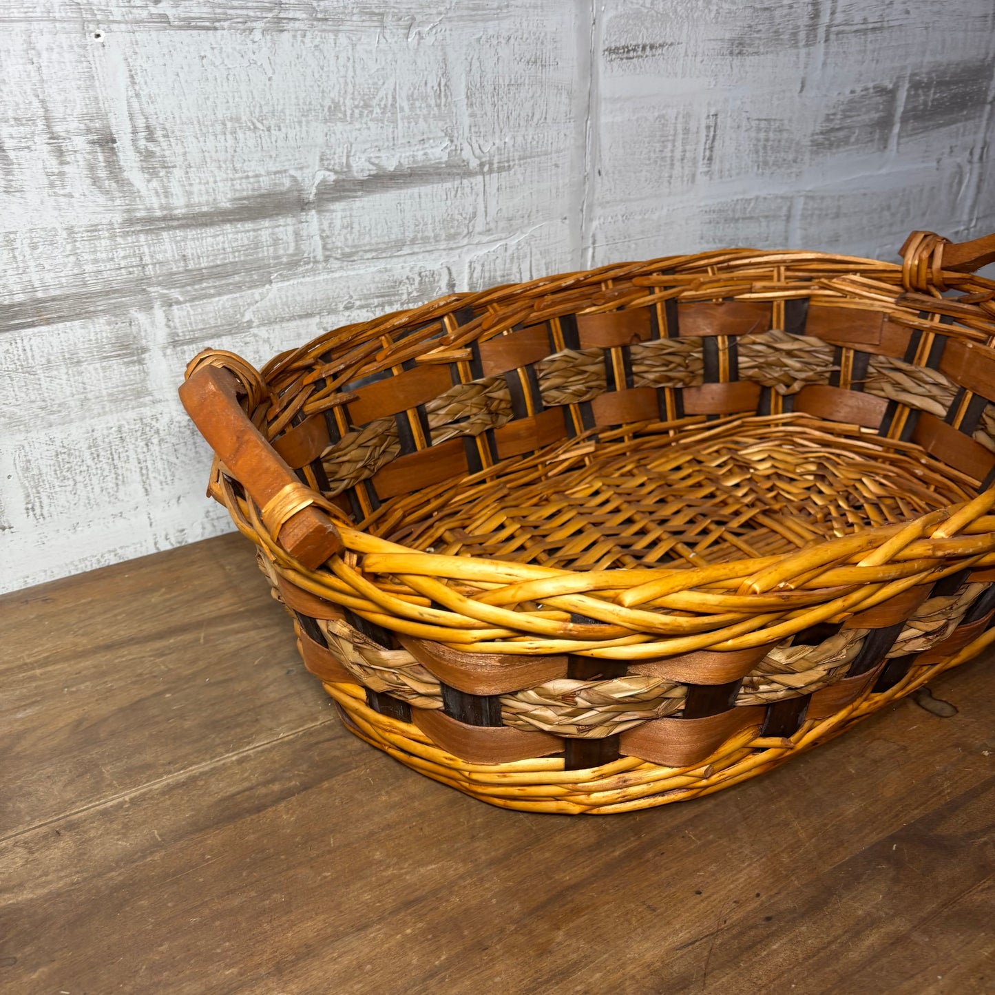 Multi Toned Woven Pattern Oval Basket
