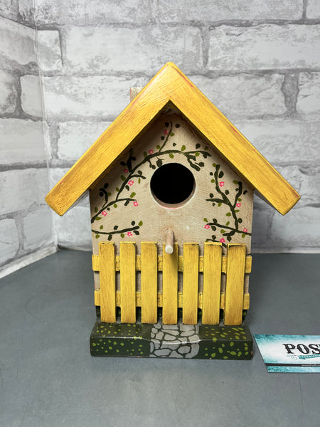 Cute Cottage Birdhouse