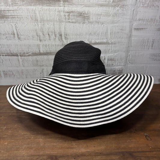 Black And White Floppy Sun Hat