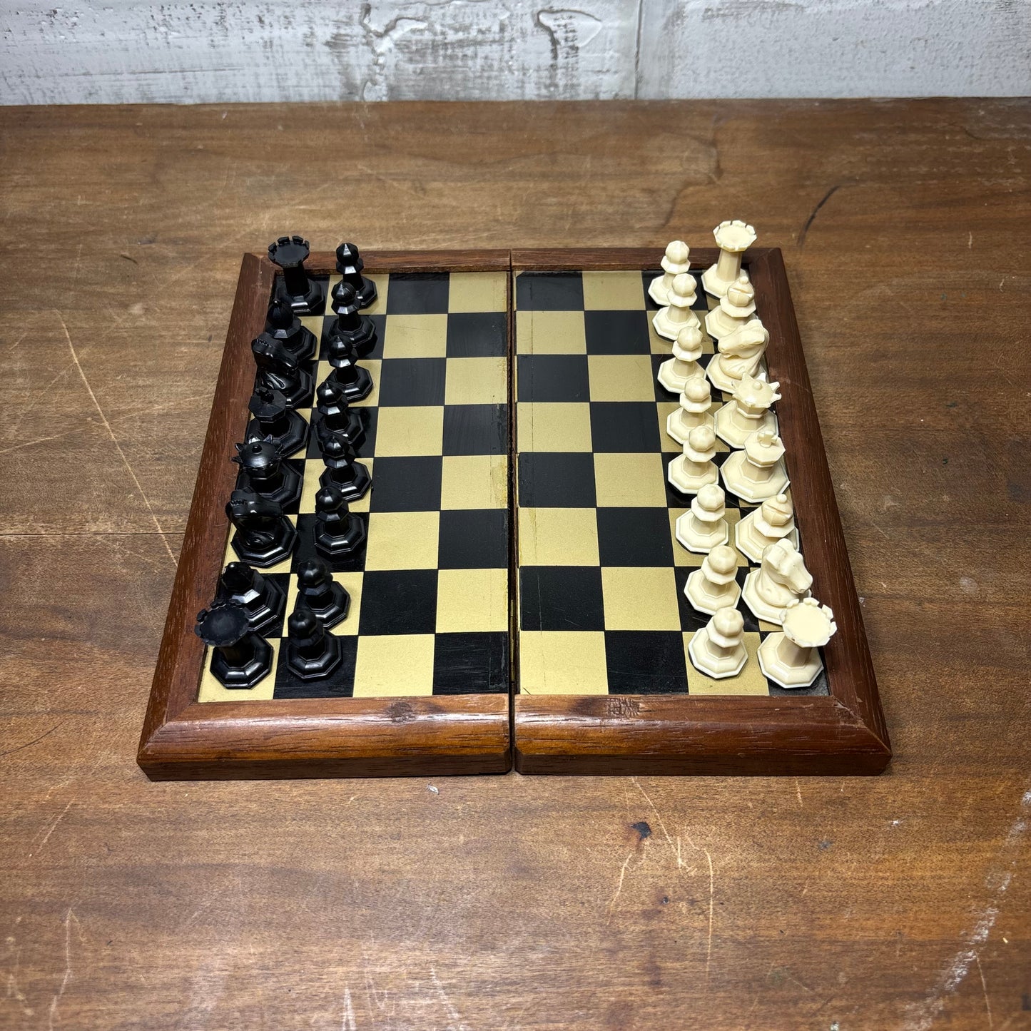 Vintage Wooden Magnetic Travel Chess Set