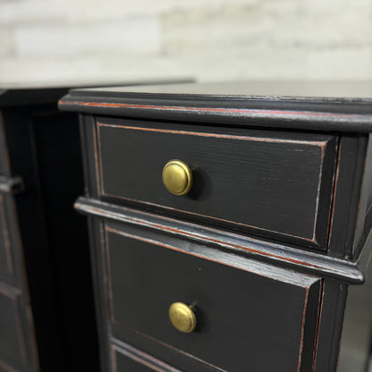 Matching Set Of 2 Black Nightstands