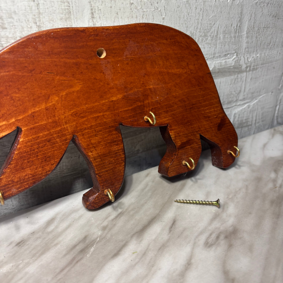 Solid Wood Bear Shaped Hanging Key Holder with Six Hooks