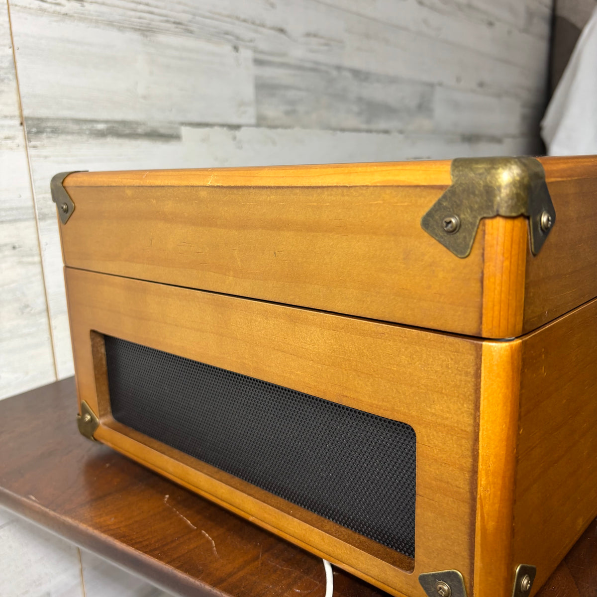 Crosley Retro Style Suitcase Portable Turntable Record Player
