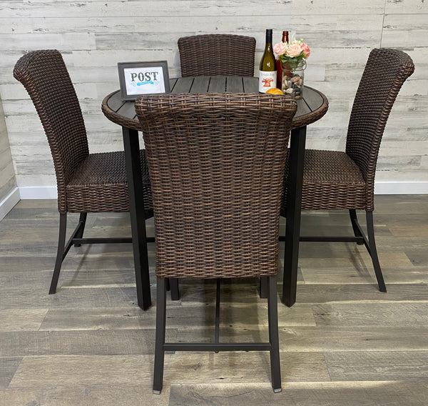 Hampton Bay Outdoor Dining Set