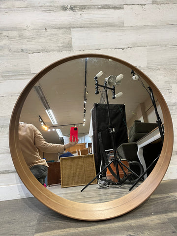 Round Mirror