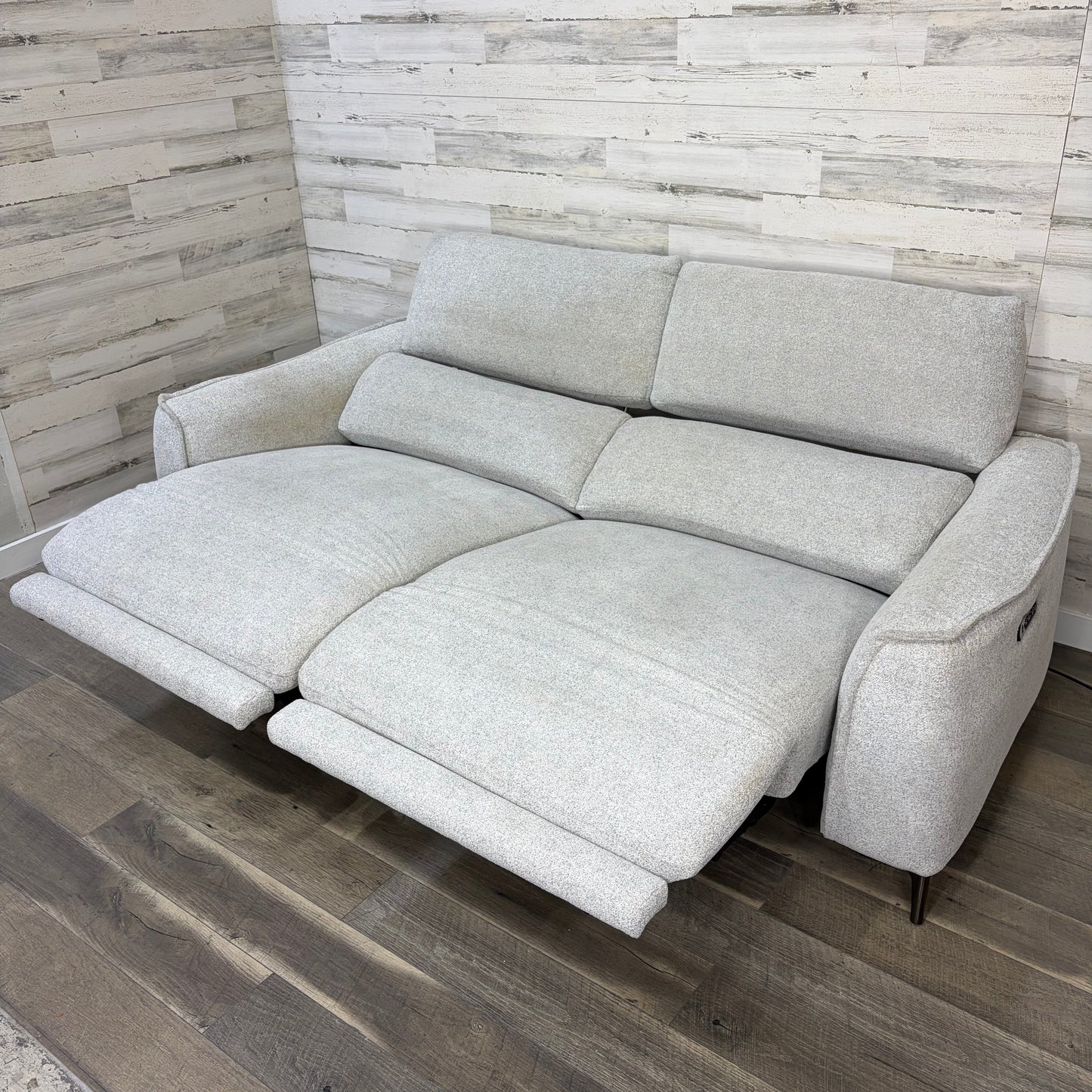 Svana Power Reclining Sofa Couch