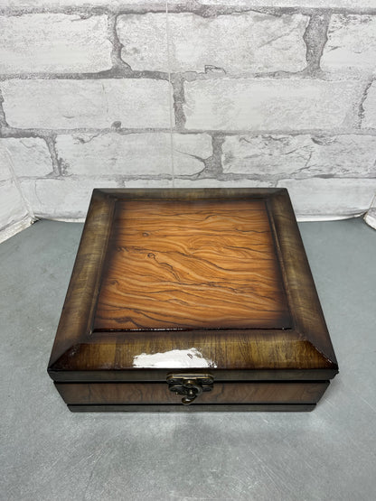 Faux Wood Trinket Latching Box