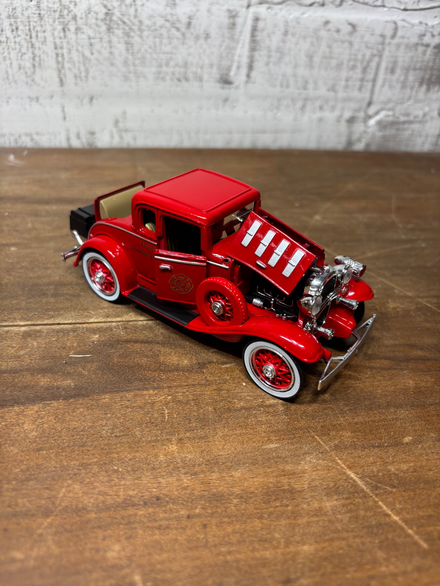 1932 Chevy Roadster Fire Chief Model Car