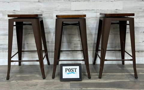 Set Of 3 Swivel Barstools