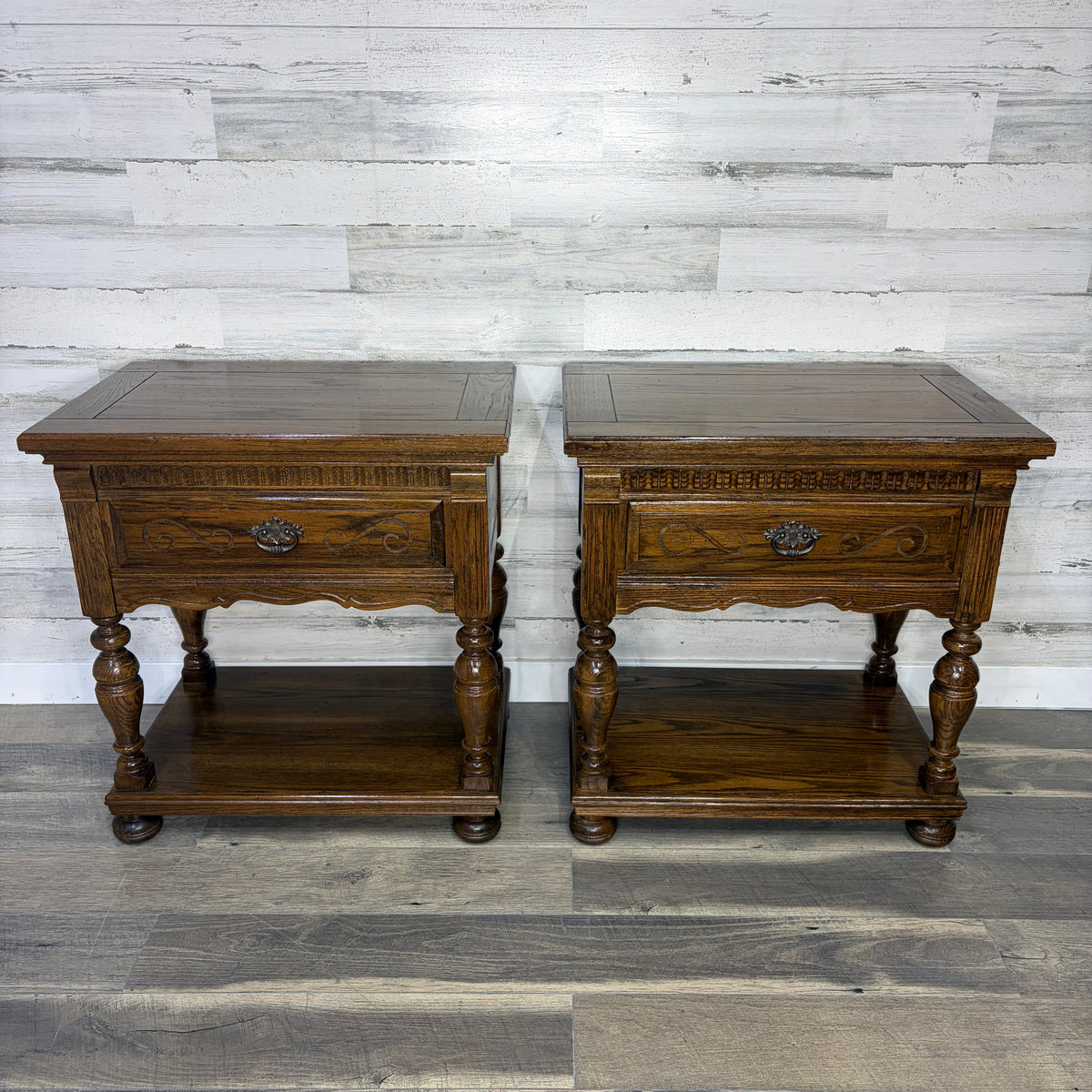 Set Of 2 Ethan Allen Royal Charter Nighstands