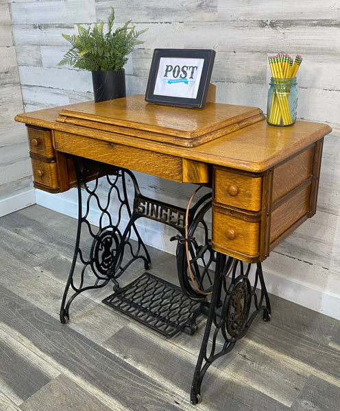 Antique Singer Sewing Machine & Desk