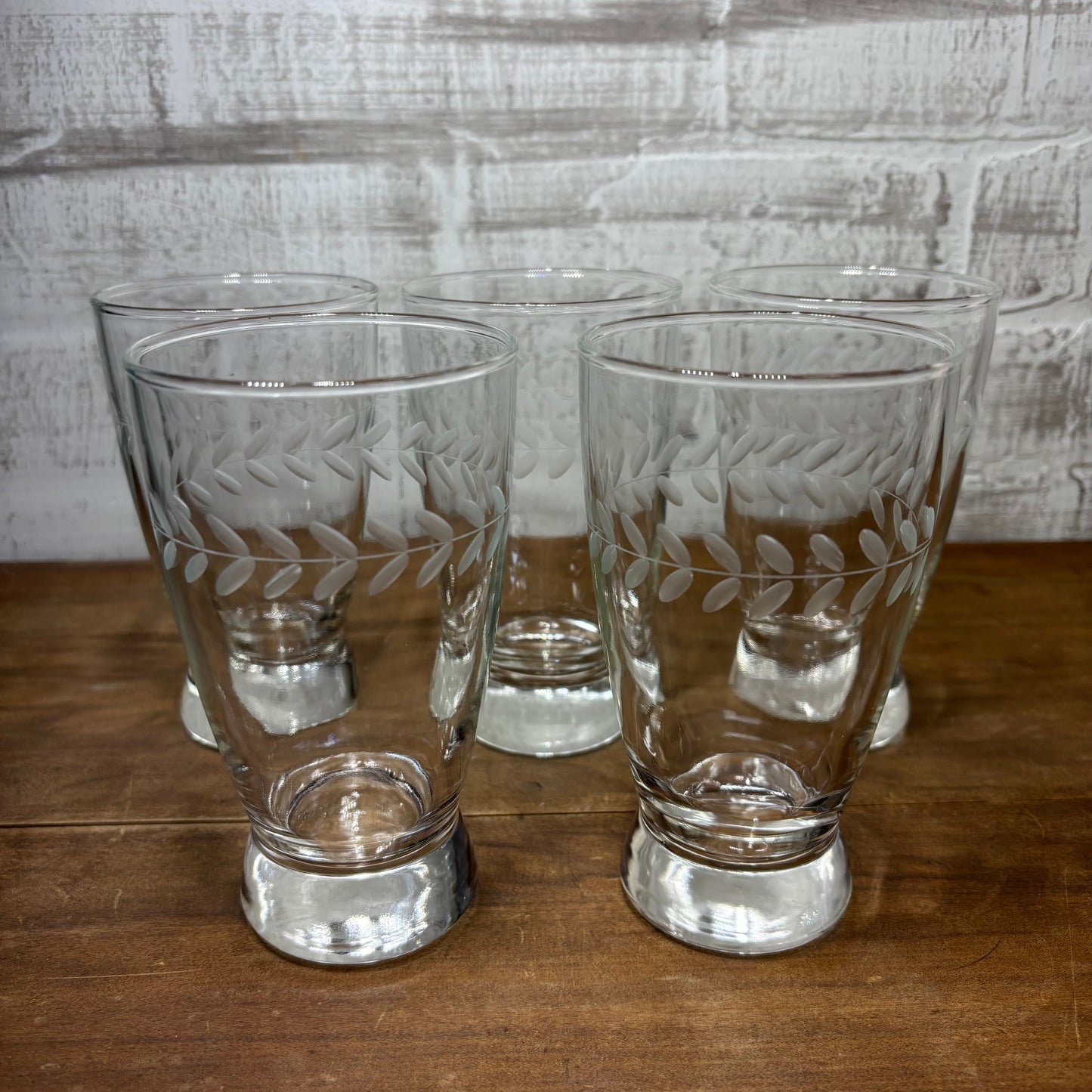 Mid Century Anchor Hocking Laurel Pattern Set Of 5 Glasses